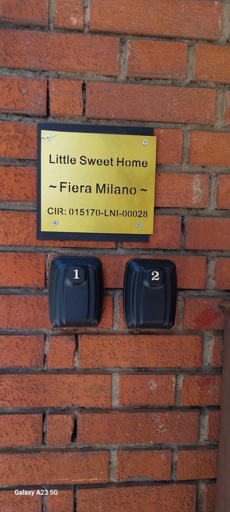 Little Sweet Home - Fiera Milano Pero Luaran gambar